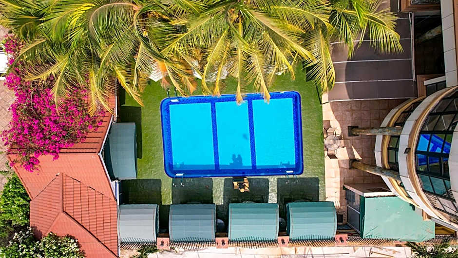Charleston Hotel