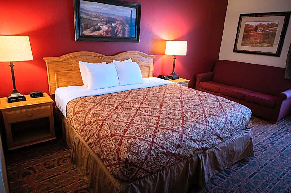 Savanna Inn & Suites