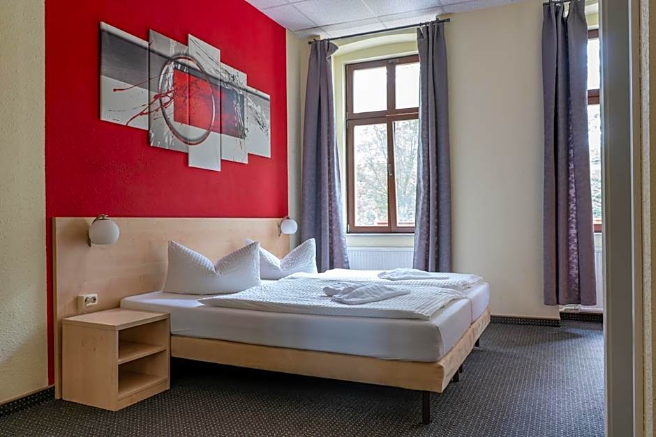 Gastehaus Lisakowski Pension am Brautwiesenpark