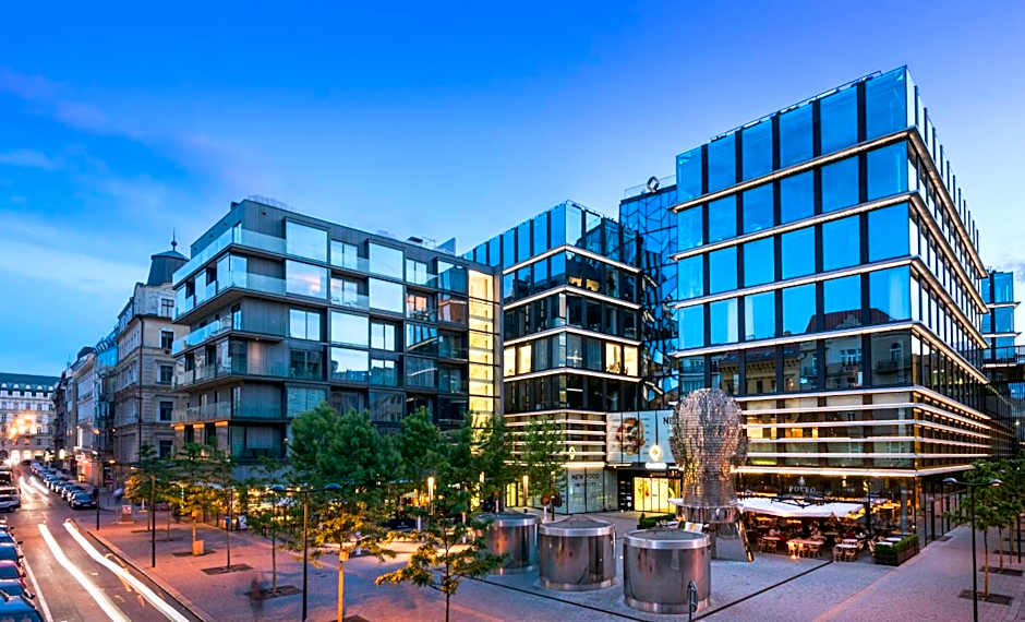 City Leaf Apartments