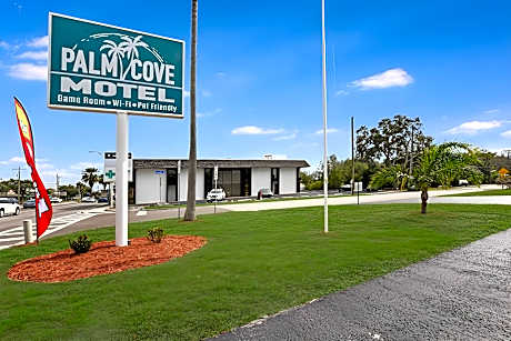Palm Cove Motel