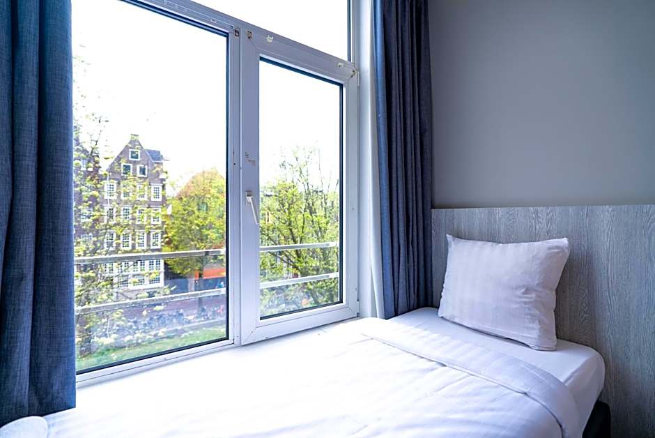 The Crown Hotel