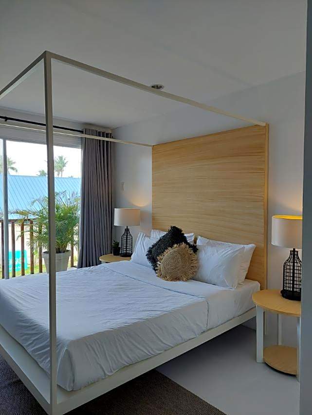 Sea Green Boutique Rooms