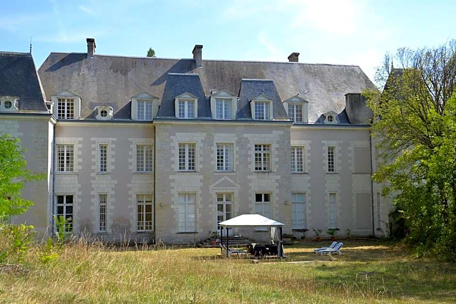 Château de Saint Ouen les Vignes
