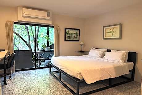 Silp-Pa Phra Nakhon Si Ayutthaya Hotel