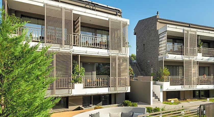 Eco Green Residences & Suites PC