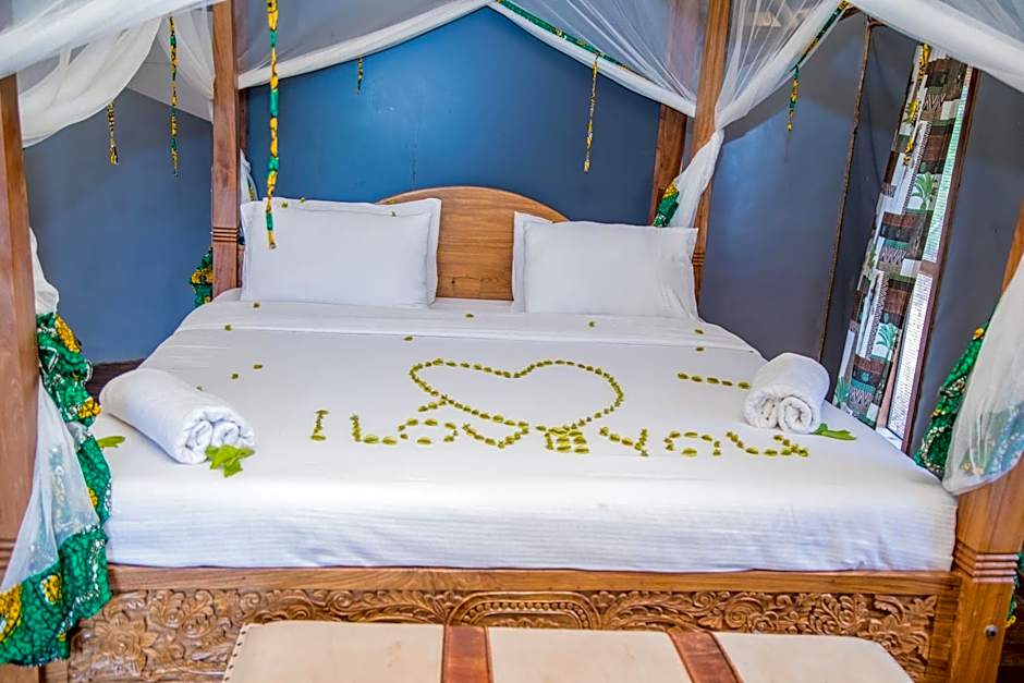 Mabata Makali Luxury Tented Camp