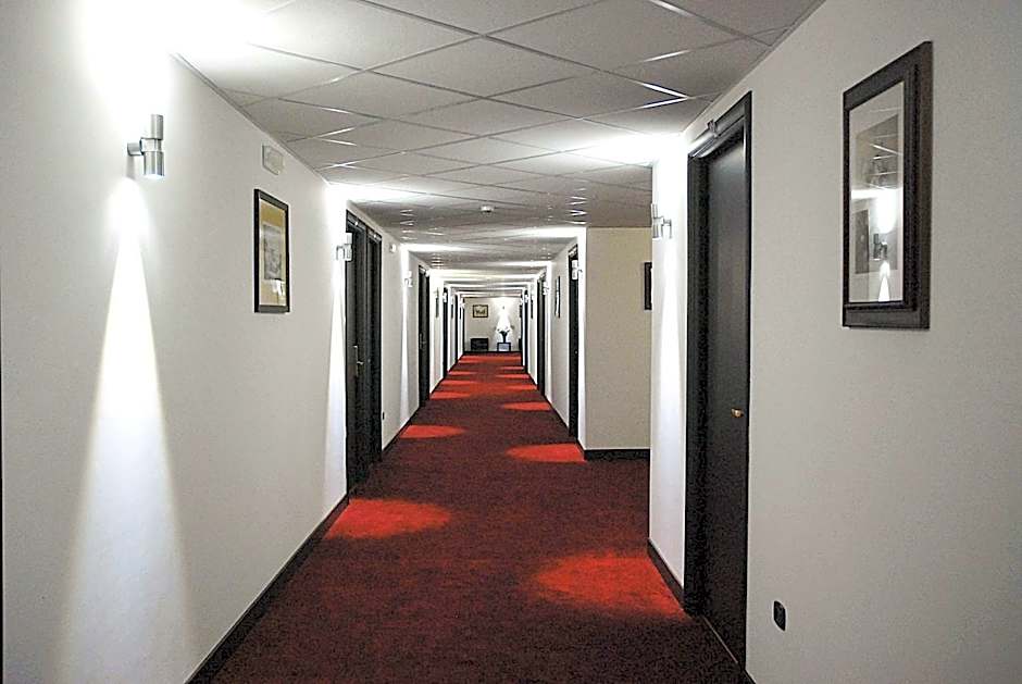 Forum Palace Hotel