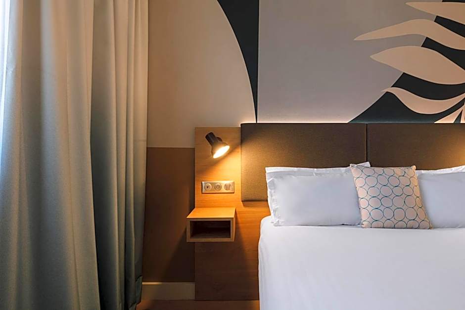 Holiday Inn Toulon City Centre By IHG