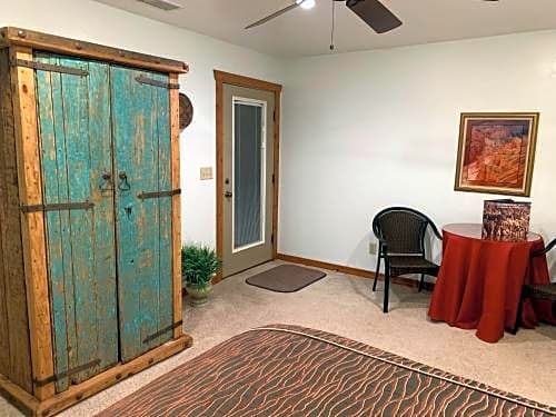 Slot Canyons Inn Bed & Breakfast