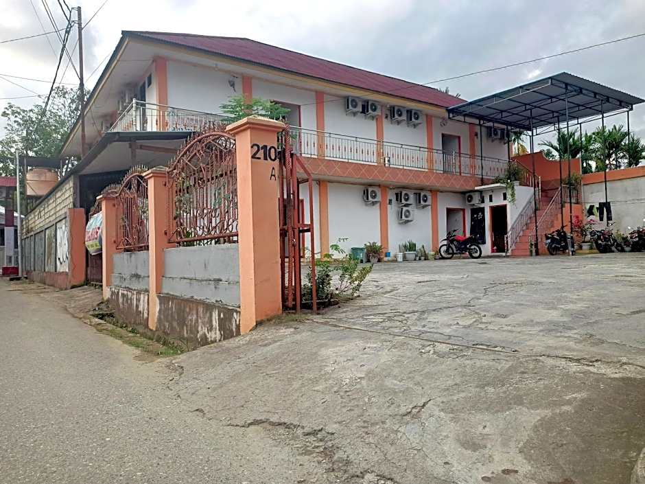 OYO 93332 Kharis Home Stay