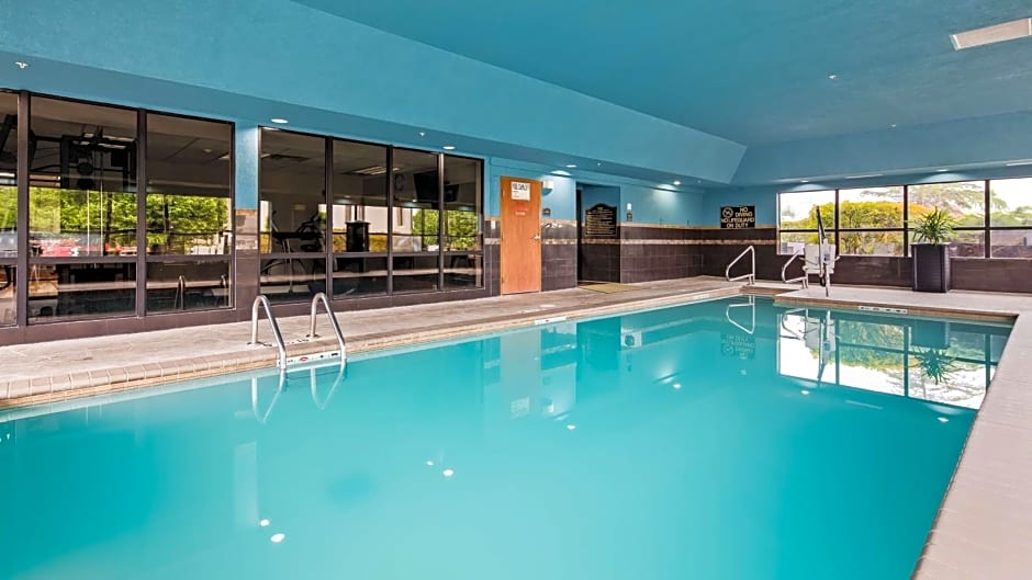 Best Western Plus Midwest City Inn & Suites