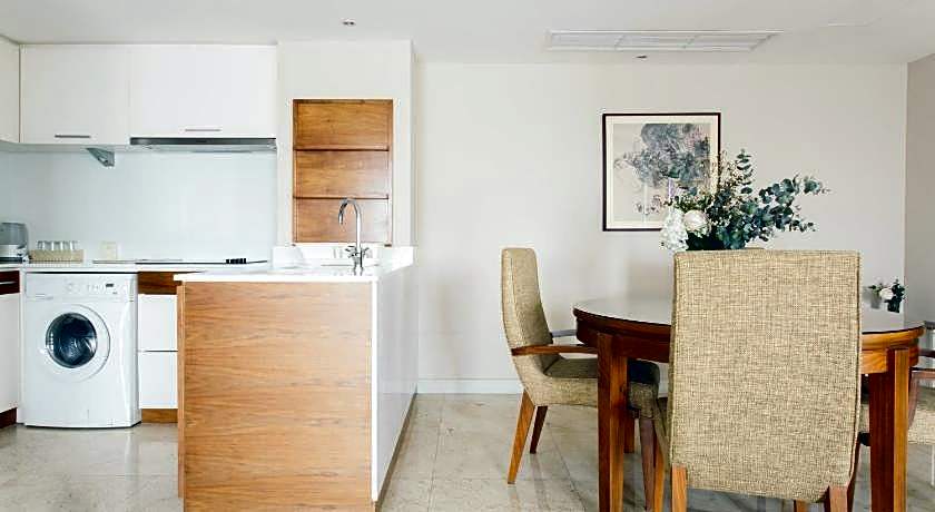 Thomson Residence Hotel