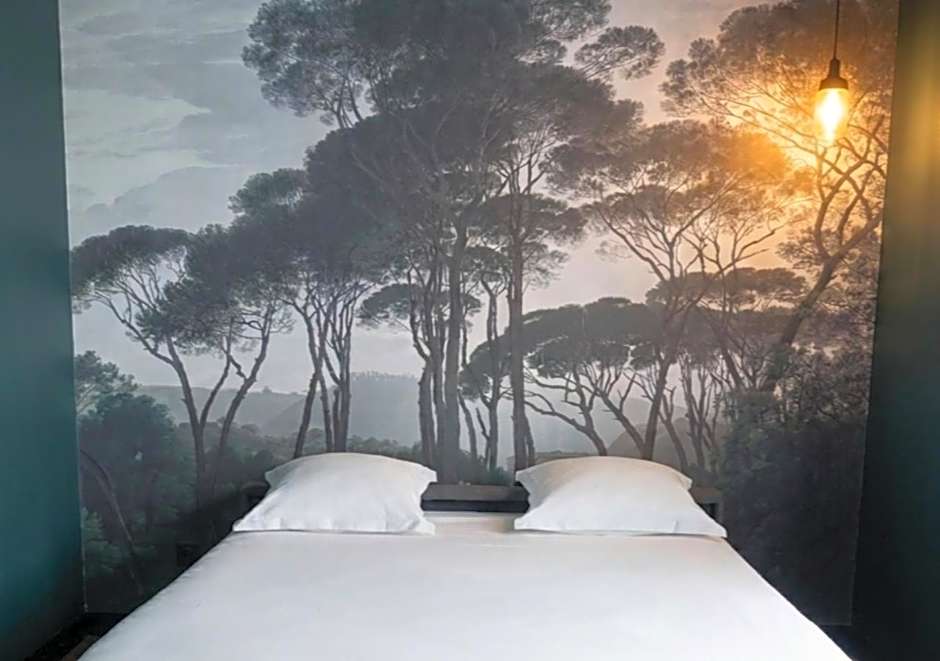 Eklo Hotels Paris Roissy CDG Airport