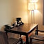 Harbor Inn & Suites