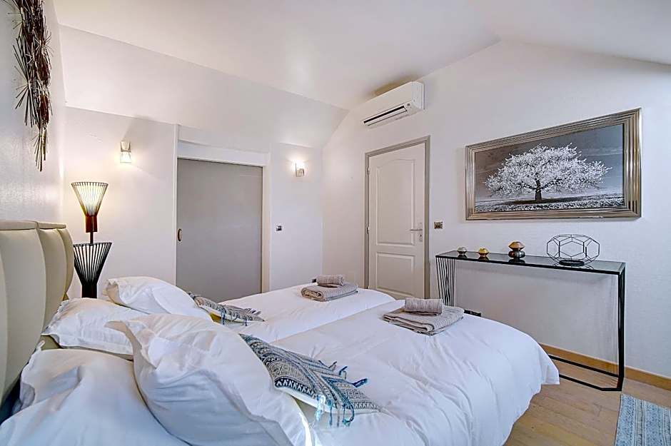 Cannes banane 50m croisette, luxueux 4 pièces dans résidence de standing