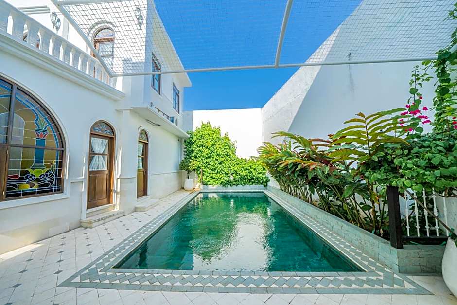 Pitaloka Hotel Sanur By DeWizZ Management