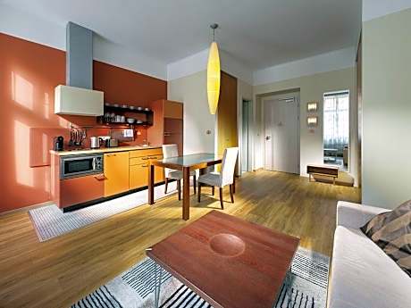 Deluxe One-Bedroom Suite