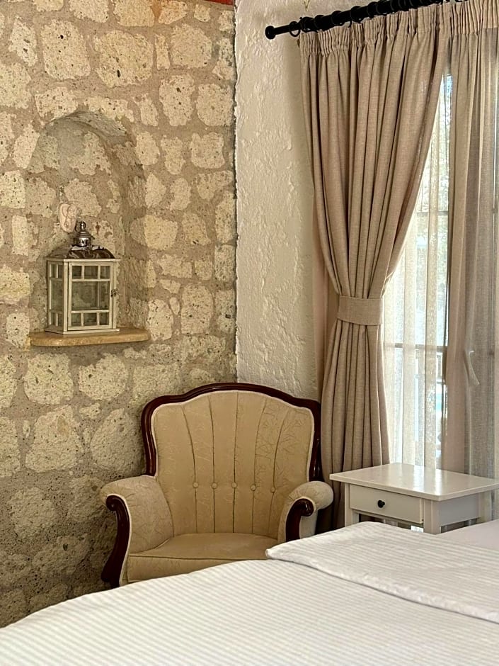 Alaçatı Albatross Hotel