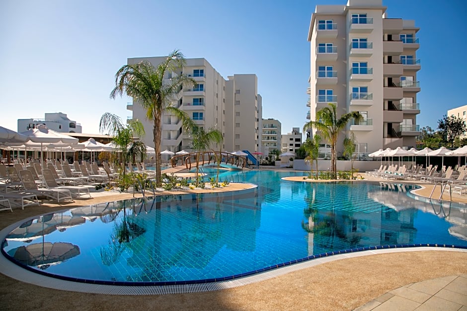 Vangelis Hotel & Suites