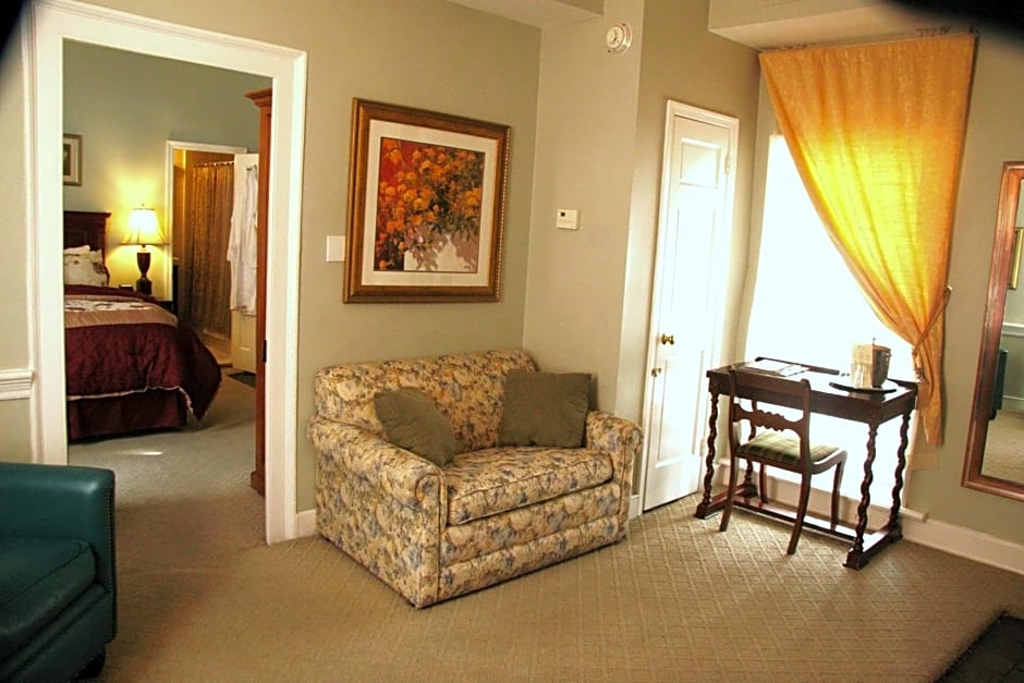 Morris House Hotel - Bed And Breakfast