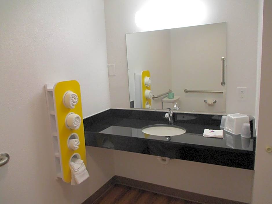 Motel 6-Chilhowie, VA