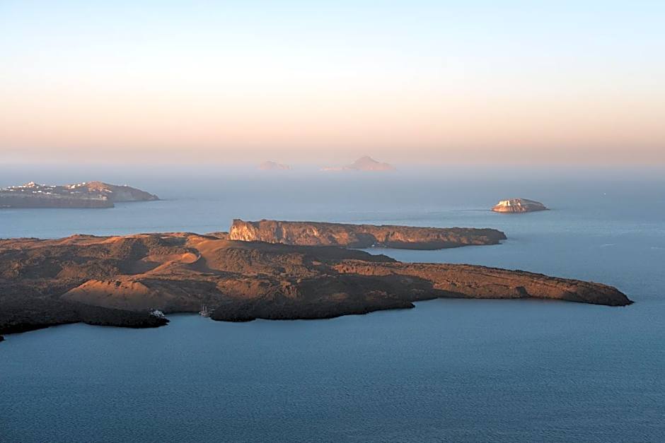 Kivotos Santorini - Preferred Hotels & Resorts