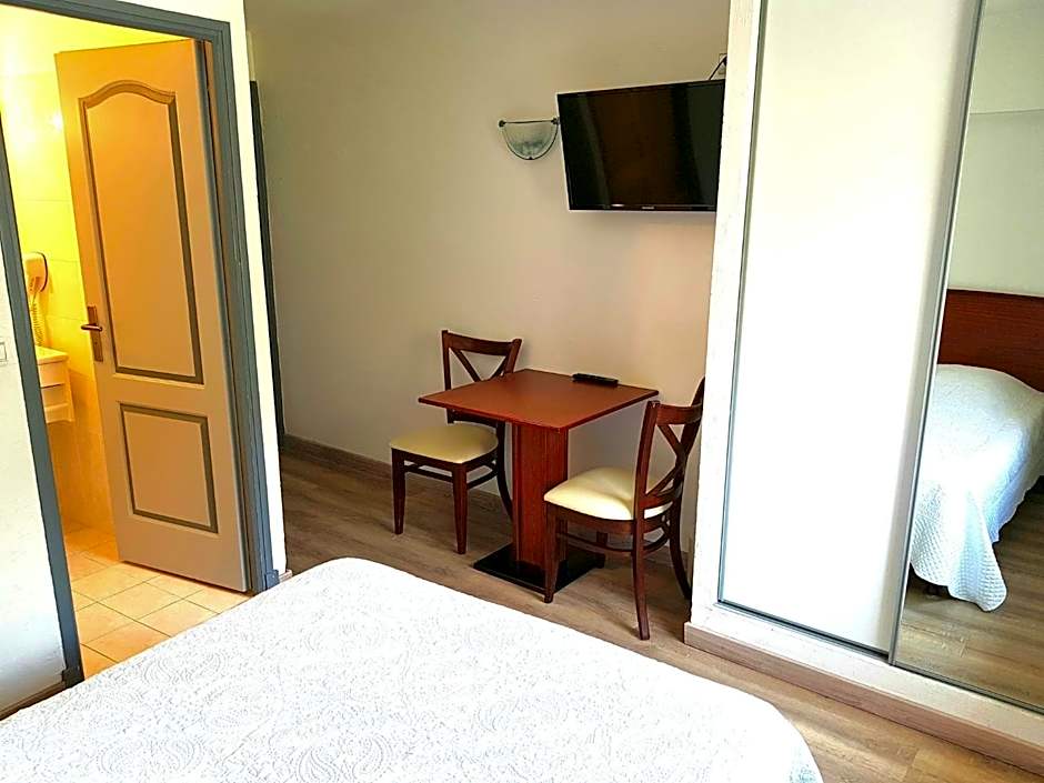 Hôtel Restaurant Le Lachens