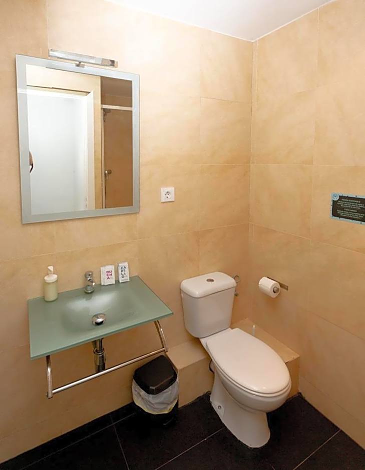 Easy Sants by Bossh! Hotels