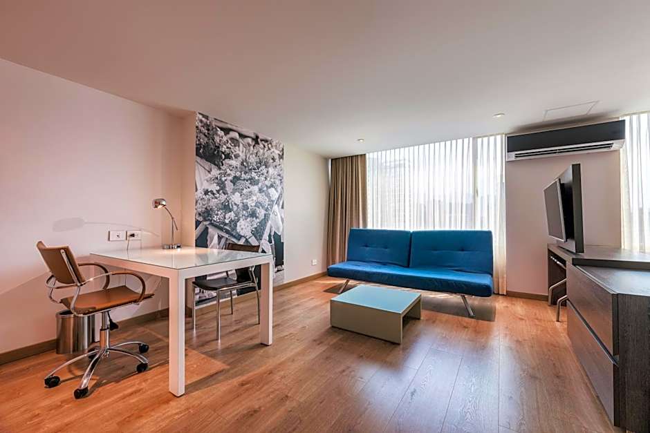 Hotel Holiday Inn Express & Suites Medellin By IHG