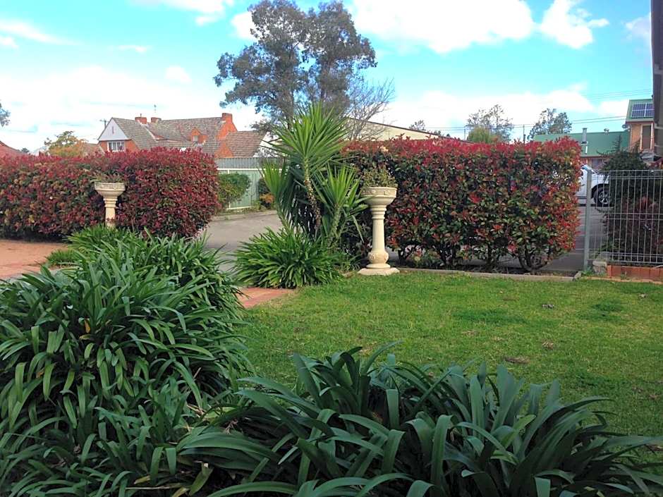 Branxton House Motel