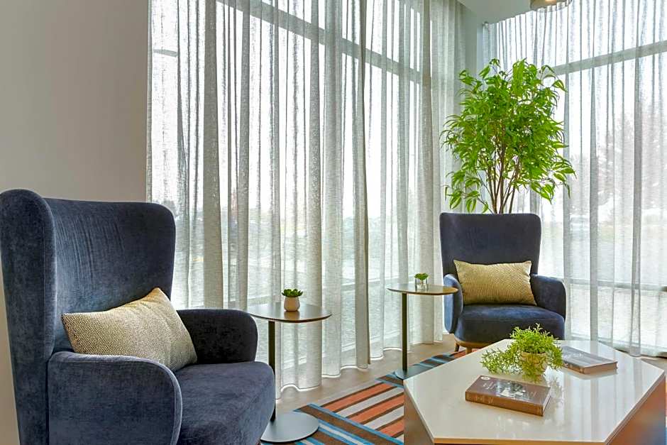 Cambria Hotel Spokane Airport