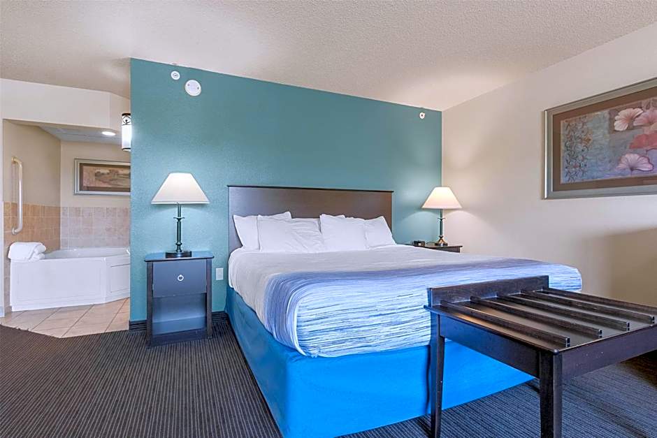 AmericInn by Wyndham Green Bay East