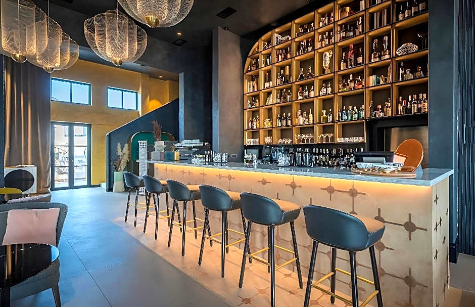 Monograph Freedom Square