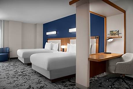 Studio Suite, 2 Queen Beds (Hearing Accessible)