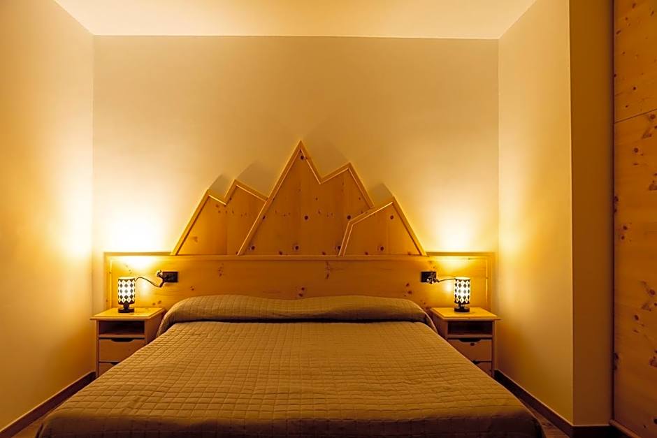 La Villetta Food & Drink Rooms for Rent - No Reception -