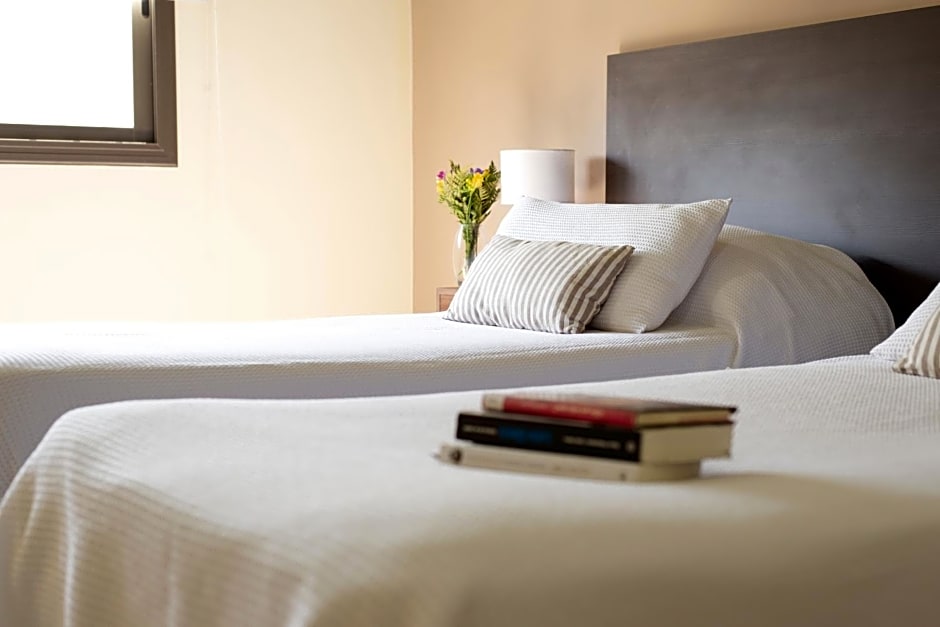 Casa Campus Pilar Suites