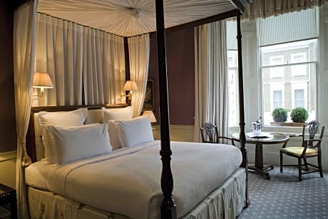 Double Room with Four Poster Bed
