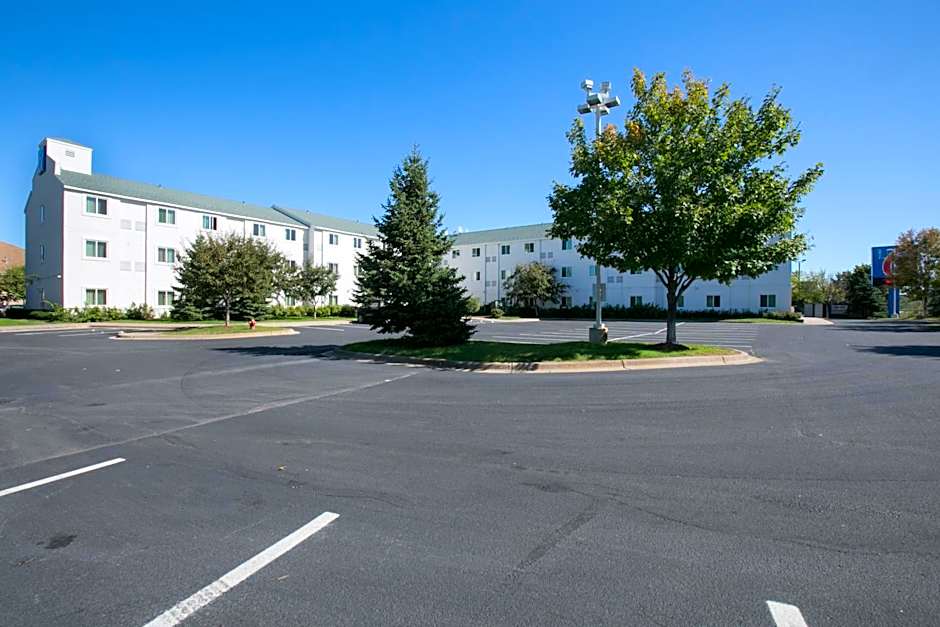 Motel 6-Brooklyn Center, MN - Minneapolis