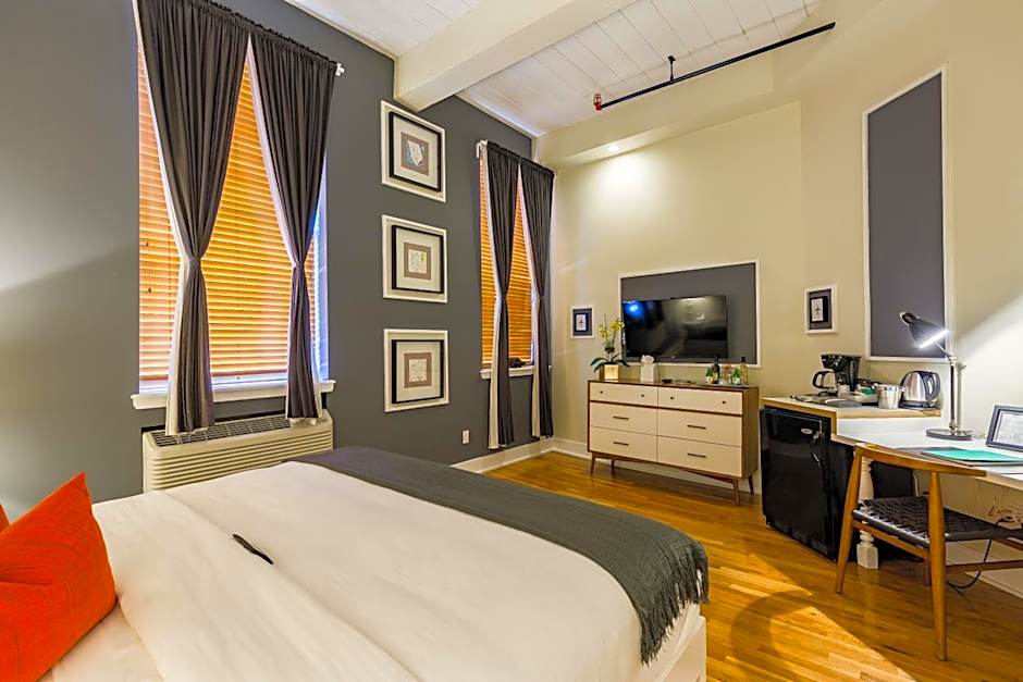 Photo 1 of 7 of Loft Suite