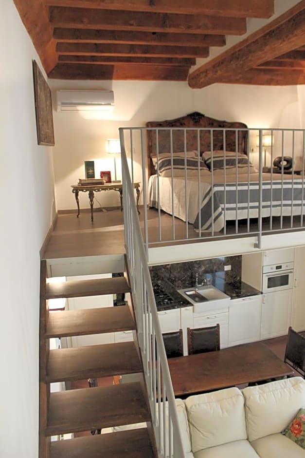 Florence Pitti Loft