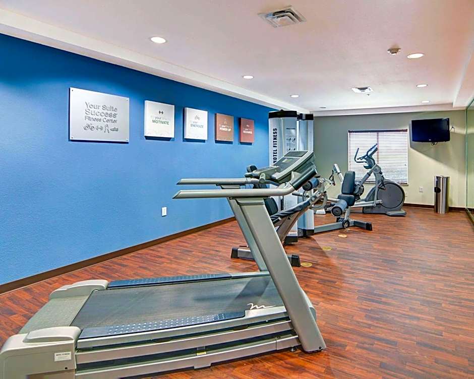 Quality Suites Near Cedar Creek Lake