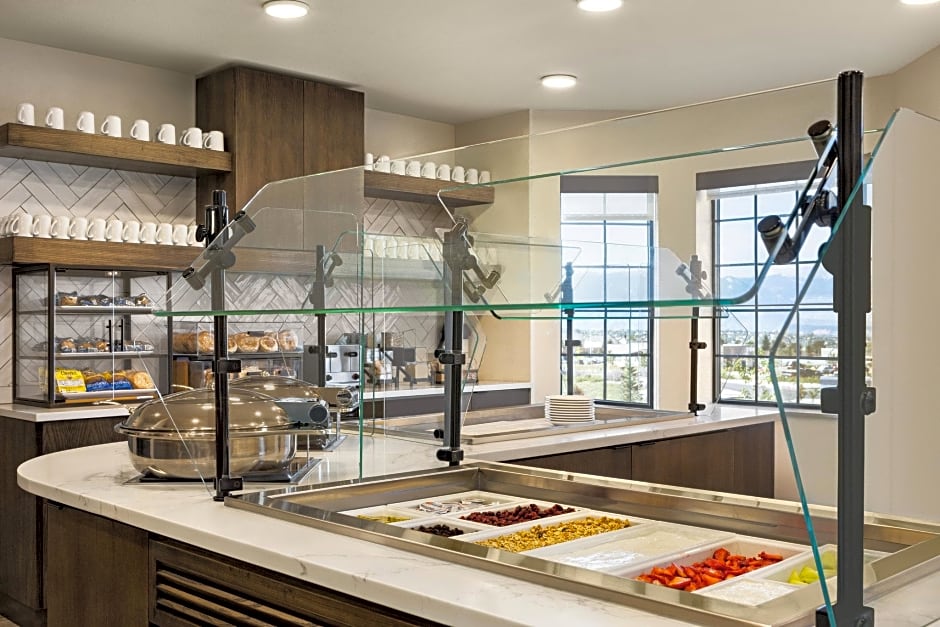 Staybridge Suites - Colorado Springs NE Powers, an IHG Hotel