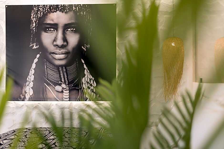 Portara Seaside Luxury Suites