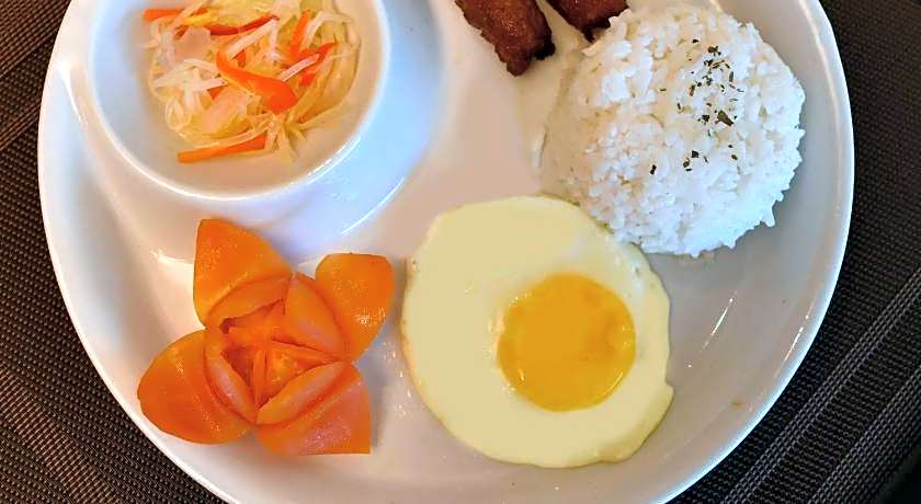 Tacloban Plaza Hotel