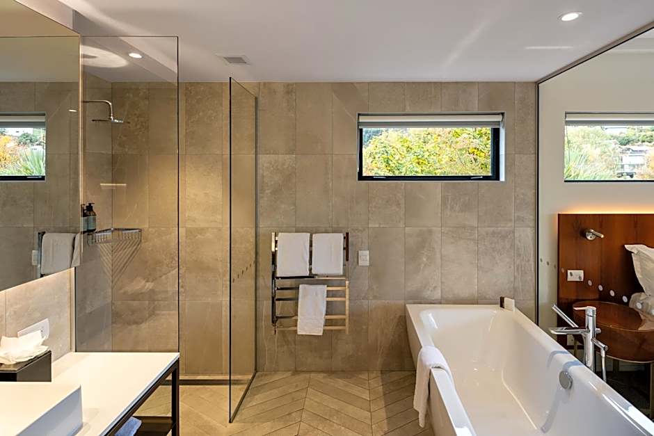 Queenstown Park Boutique Hotel