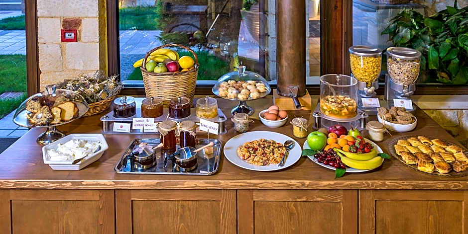 Mistral Hotel - For Solo Travelers