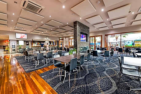 1 Double Bed or 2 Beds