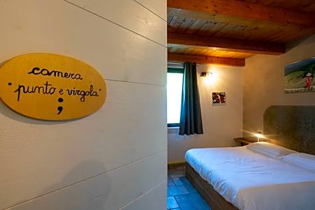 Triple Room with Private Bathroom