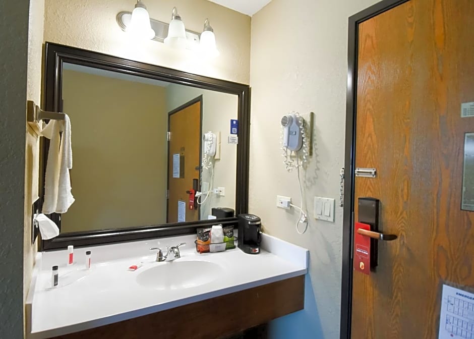 Super 8 by Wyndham McLean/Bloomington SW